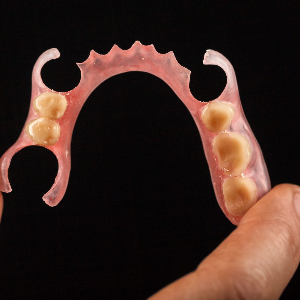 Prótesis Dental Removible - Canodent